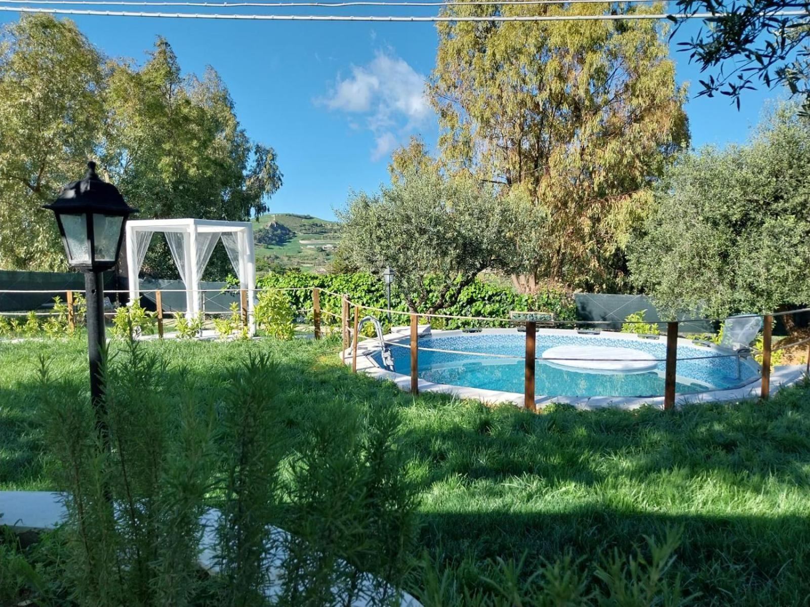 Casa Lachesi Caccamo Екстериор снимка