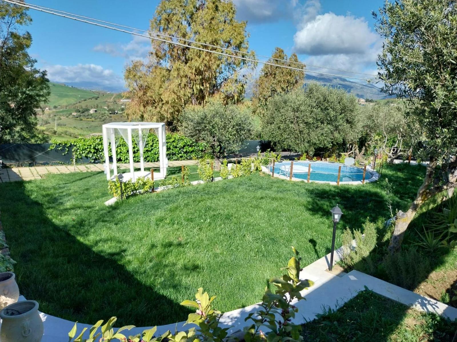 Casa Lachesi Caccamo Екстериор снимка
